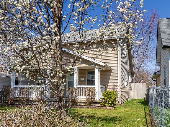 3rd image of 1728 E Gimber St