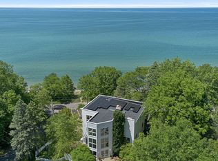 301 E Lake Front Dr, Beverly Shores, IN 46301