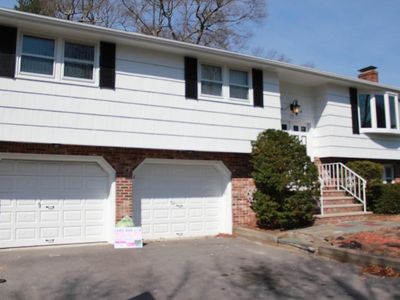 77 Rockland Dr, Brockton, MA, 02301