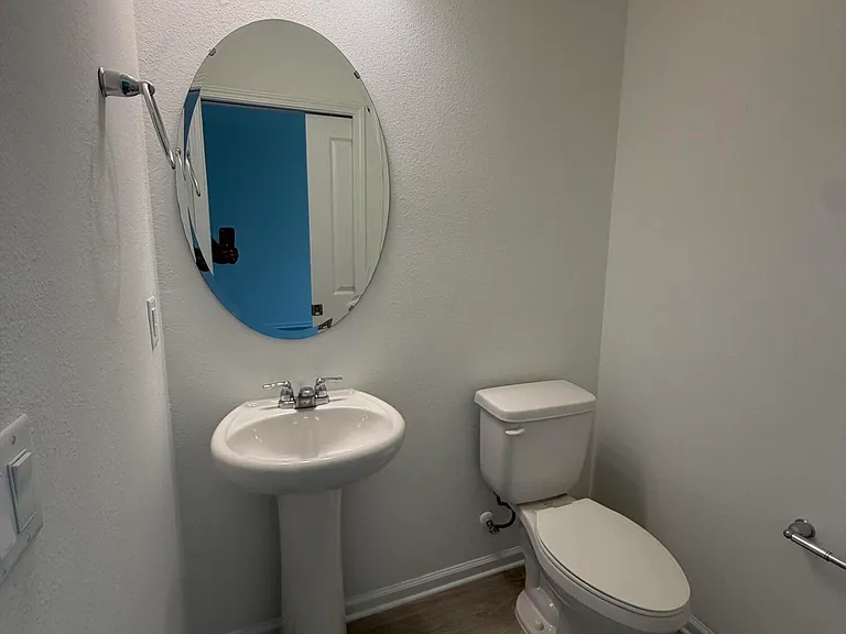 594 Cherry Elm Dr — Photo 19