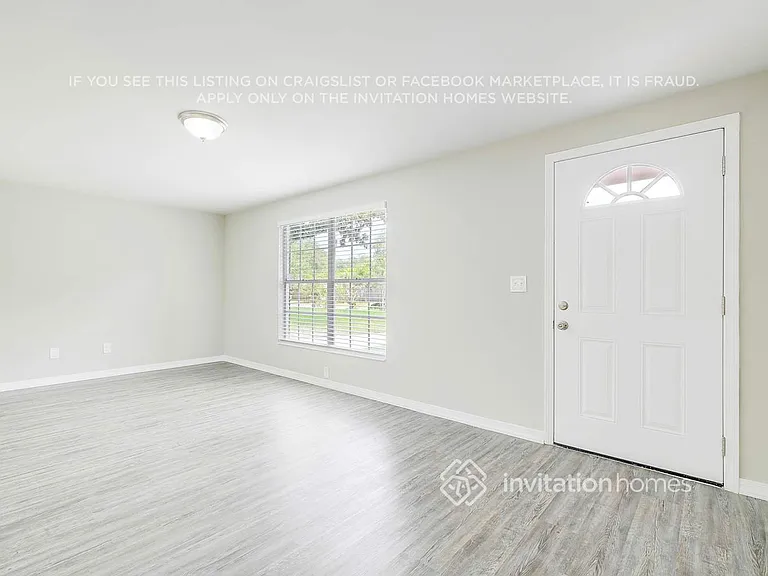 8127 Kenwood Dr N — Photo 2