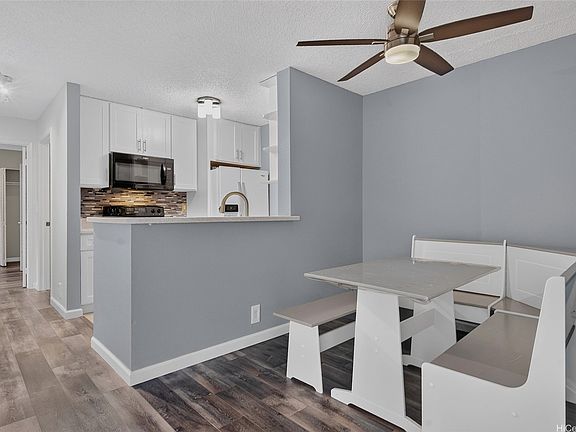 4th image of 95-510 Wikao St APT M105