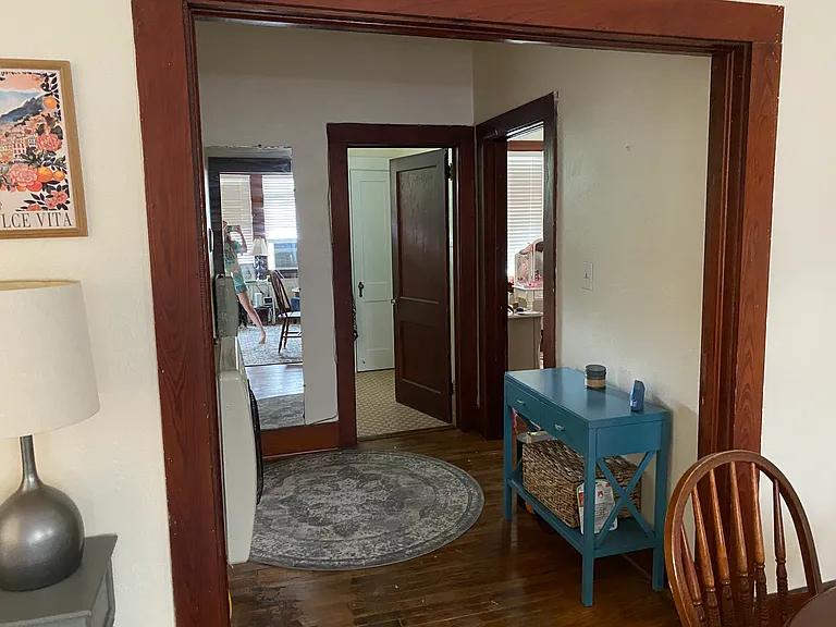 111 1/2 Florence Pl #111-1/2 — Photo 12
