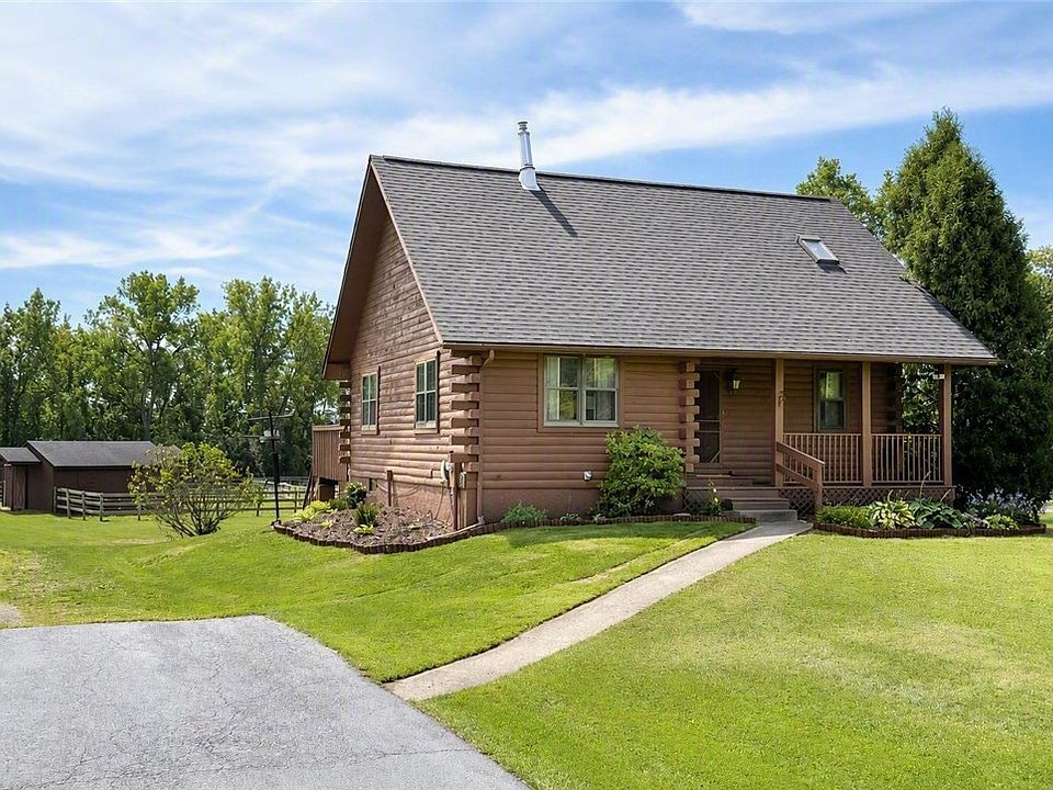 1st image of 211 Fishell Rd