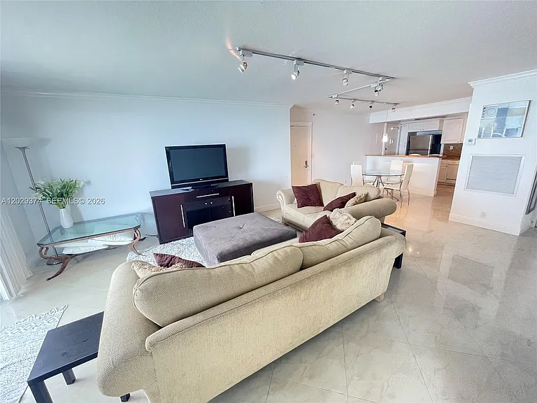 9195 Collins Ave #1001 — Photo 7