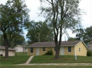 15307 Barat Rd, Grandview, MO 64030