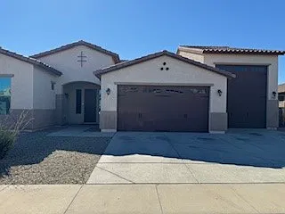 Gated Community In Surprise Farms!! 3 Car Garage Plus 40' Rv Garage!! — Photo 2