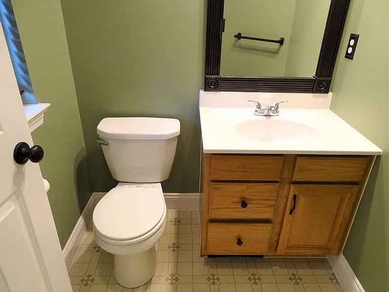 56 N Village Cir — Photo 11