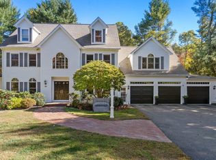 25 Cider Hill Ln, Sherborn, MA 01770