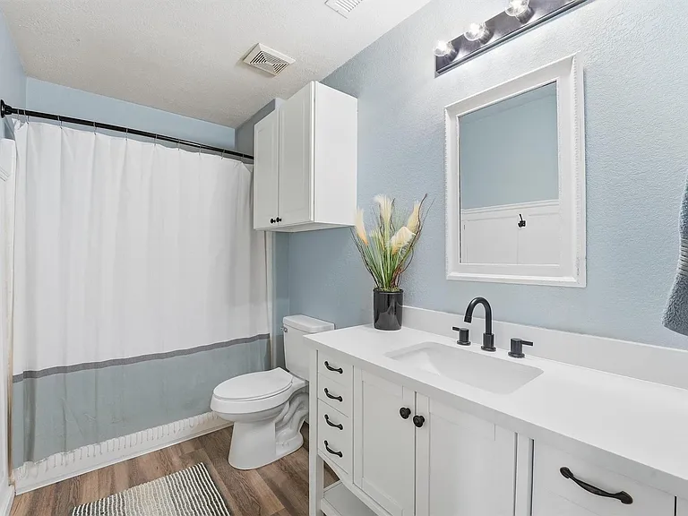 6215 Lake Chase Ct — Photo 19