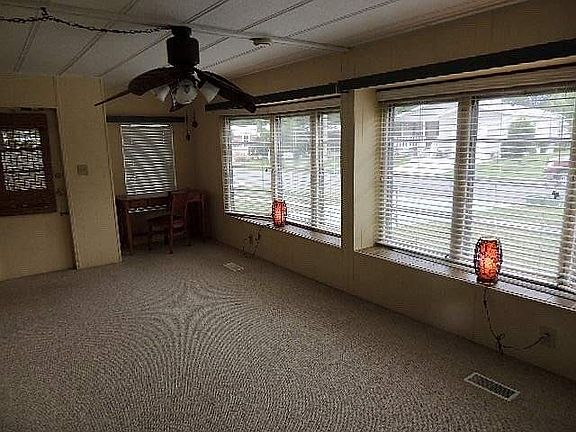 3rd image of 5660 Finley Dr