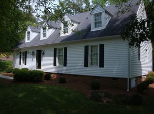 1301 Danbury Ct, High Point, NC 27262