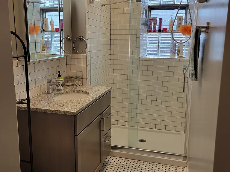 617 S Lytle St #1 — Photo 11