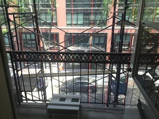 Rented by Link NY Realty | media 23