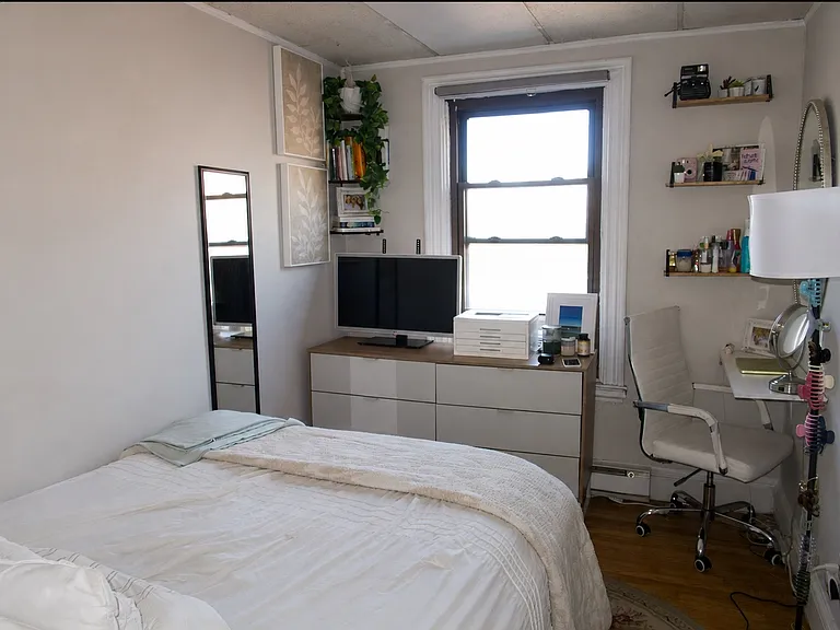 36 Fairfield St #8 — Photo 11