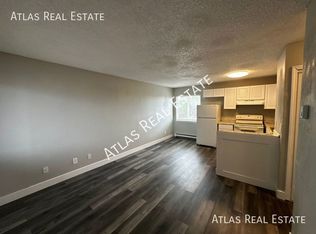 6895 Space Village Ave #M, Colorado Springs, CO 80915