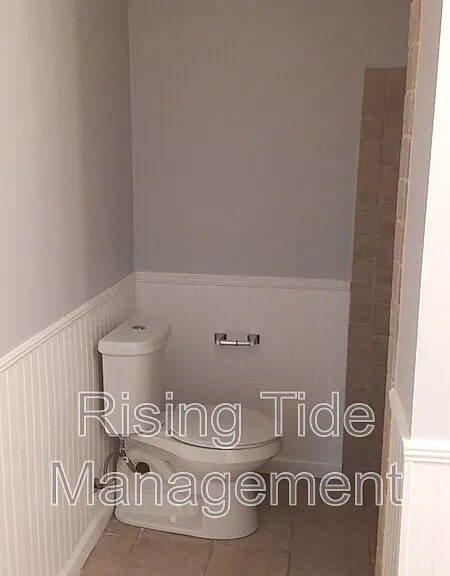 948 Hickory Dr — Photo 45