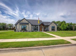 1025 Sinopa St, Caddo Mills, TX 75135