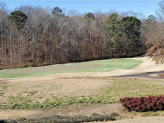 3rd image of 2810 Sugarloaf Club Dr