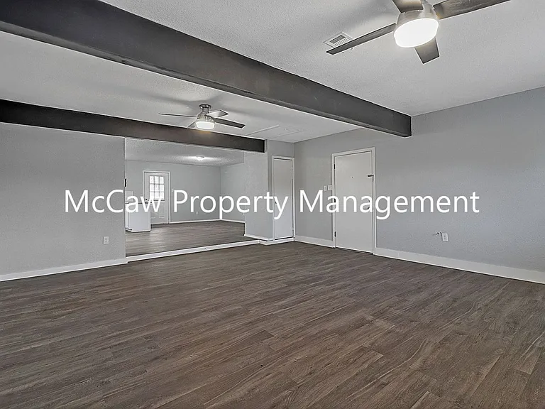 7012 Candlewick Ct — Photo 5