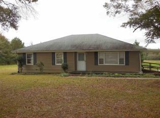 818 Bethel Rd, Hartselle, AL 35640