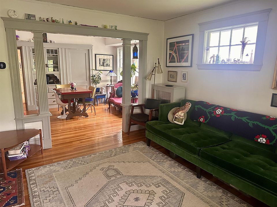 1st image of 40 Madison St #1