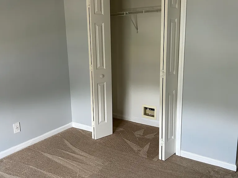 274 Waterdown Dr #11 — Photo 16