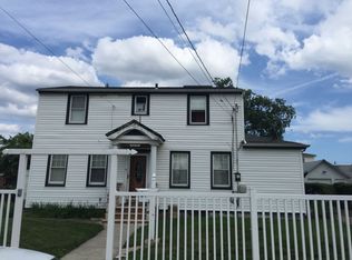 13321 220th St, Springfield Gardens, NY 11413