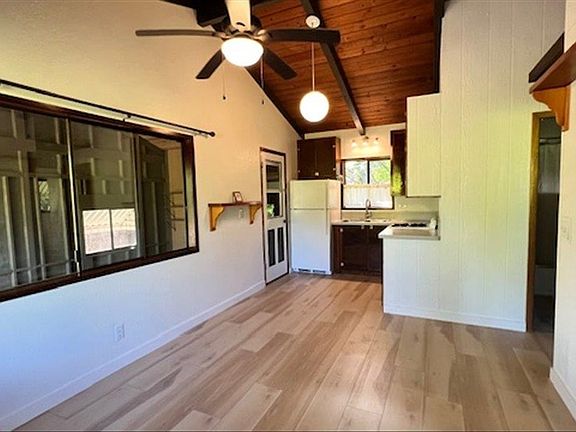 4th image of 2130 Kauhikoa Rd Unit B