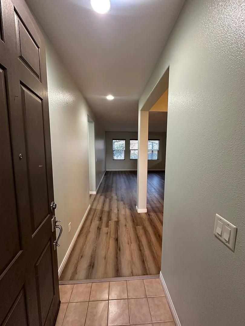 Charming 4-Bedroom Home for Rent in Gated Community — Photo 2