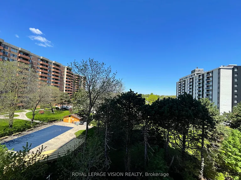 4010 Eglinton Ave W #503 — Photo 10