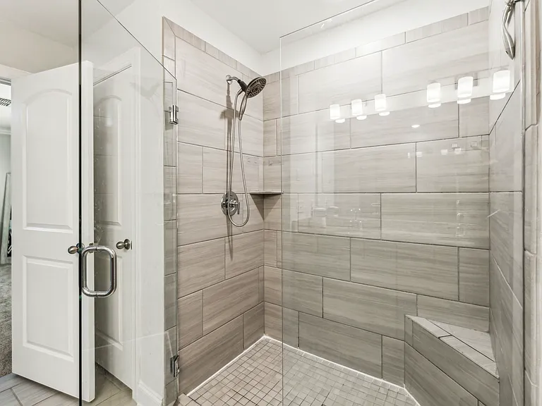 5533 Mulligan Ct — Photo 20
