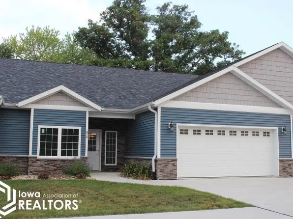 616 4th St NE, Hampton, IA 50441