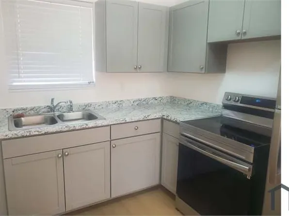 350 SW 27th Ter #A, Fort Lauderdale, FL 33312