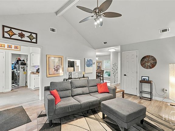 5th image of 77 Red Fox Drive