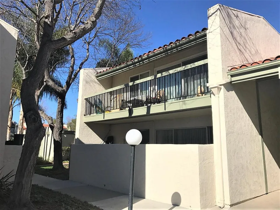5510 Armitos Ave #27