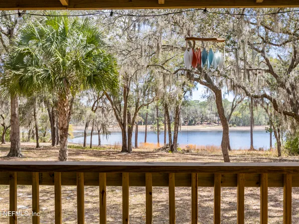 167 W STRICKLAND Road, Interlachen, FL 32148