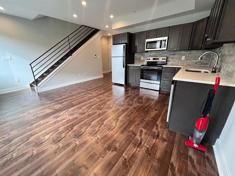1st image of 1417 N Franklin St #3