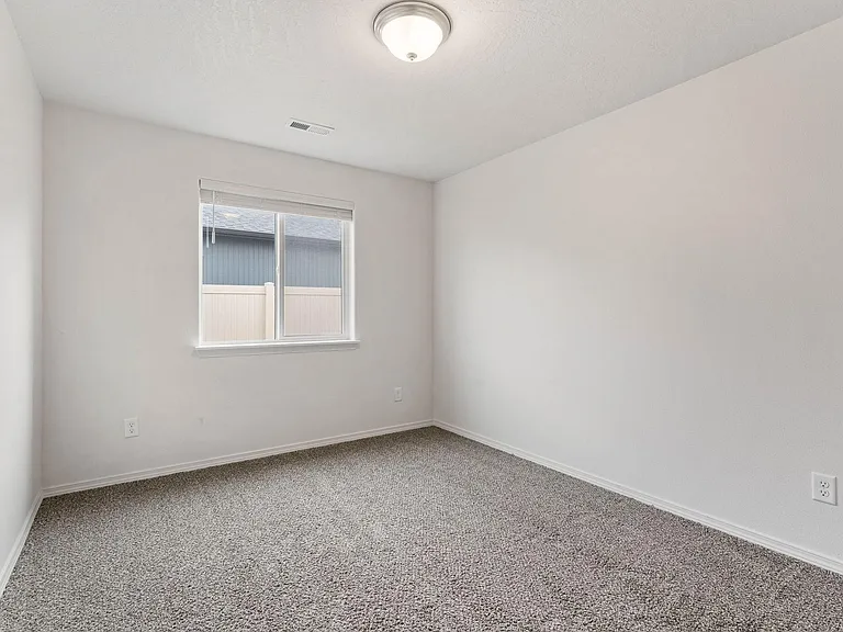 7913 W 55th Ave — Photo 17