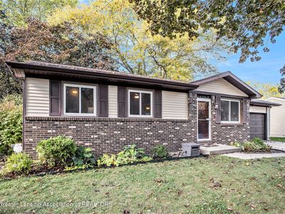 2519 Byrnes Rd, Lansing, MI, 48906