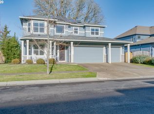 911 37th Ave, Forest Grove, OR 97116
