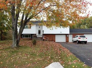 943 Sherwood Dr, New Castle, PA 16101