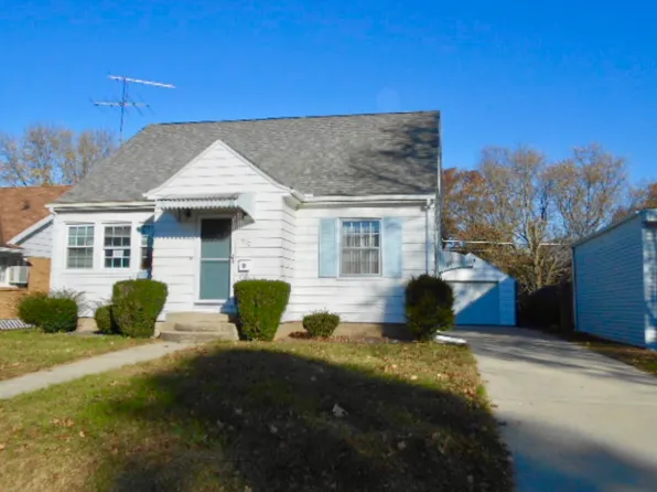 710 W 13th St, Sterling, IL 61081