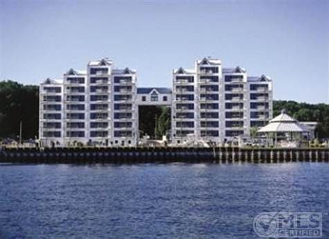 2964 Lakeshore Drive  Balcom's Cove