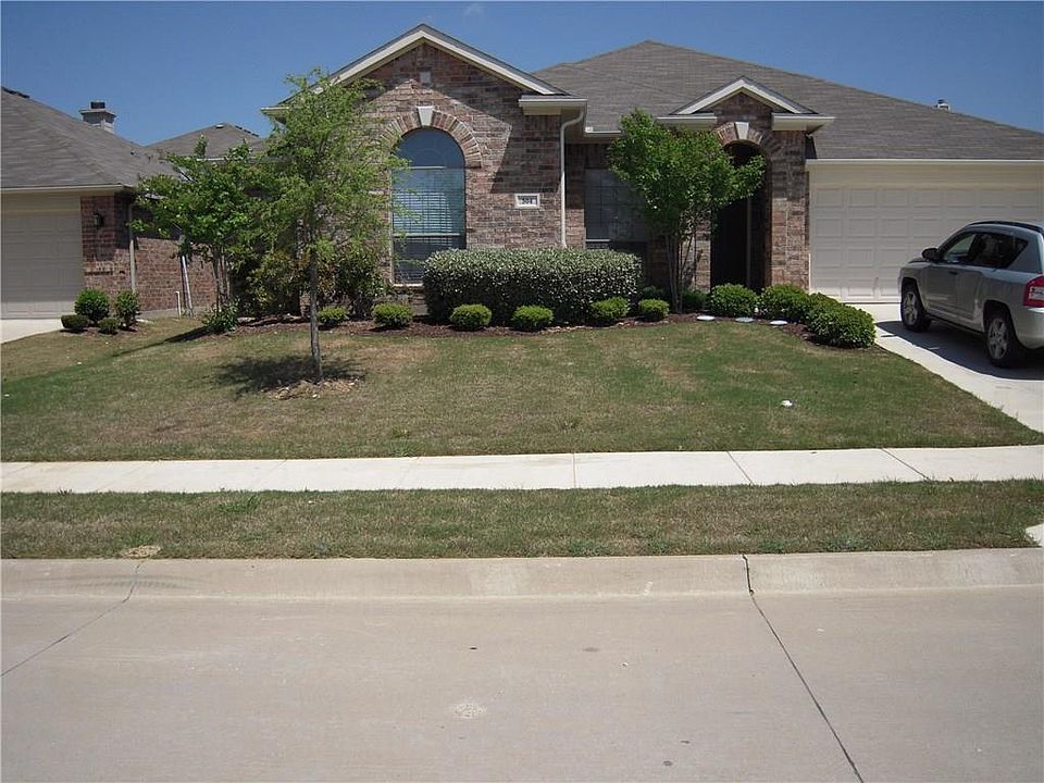 1st image of 504 Crown Oaks Dr