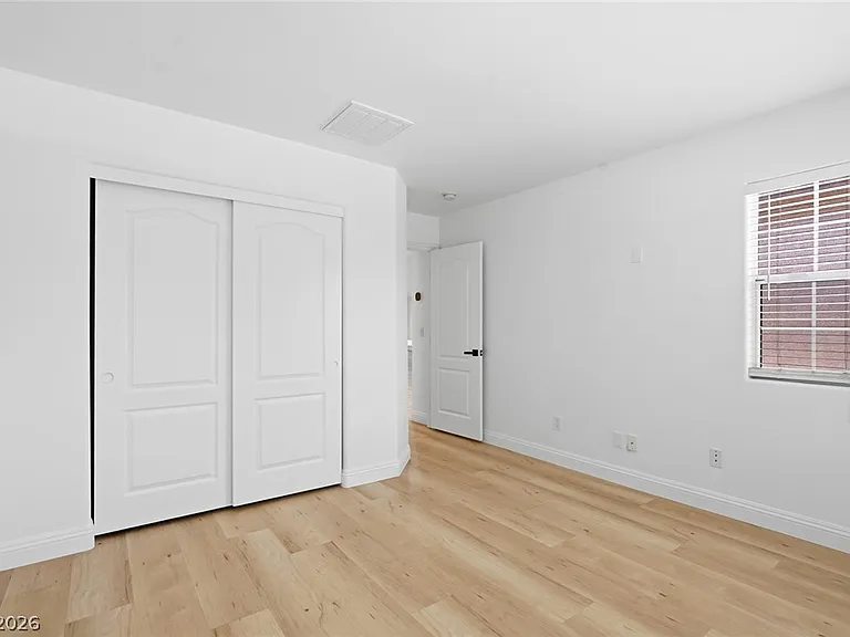 9717 High Alpine St — Photo 31