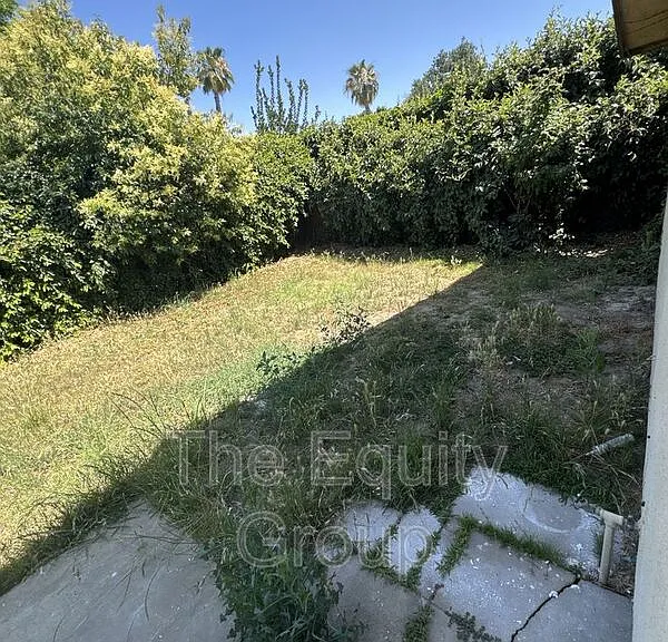 150 S Peppertree St — Photo 26