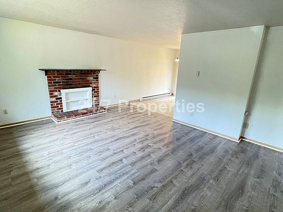 2nd image of 2817 SW Multnomah Blvd APT 1