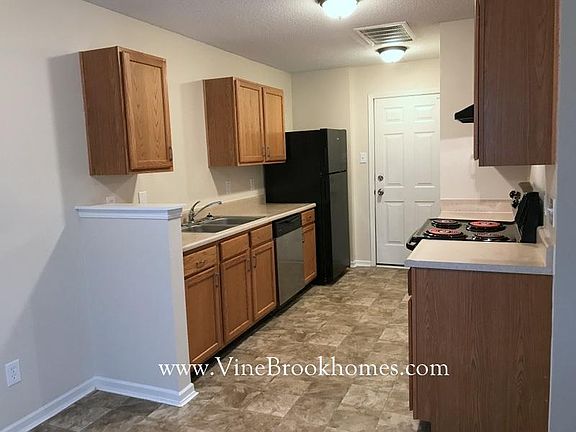 3rd image of 2604 Redland Ln