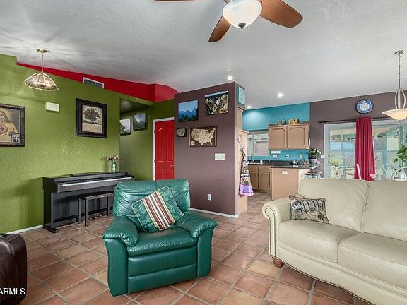 2nd image of 508 N Sierra Vista Drive